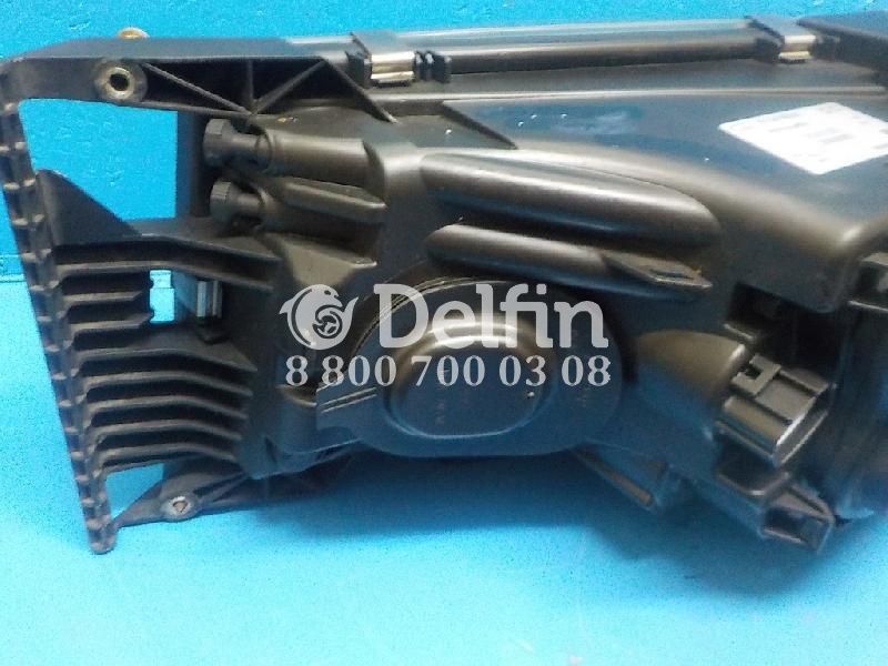 2000057 Фара правая Scania H7