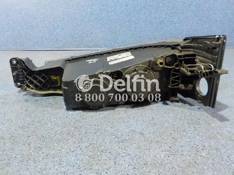 22332592 Фара противотуманная правая RH Volvo