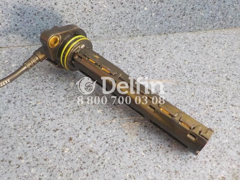 2277271 Датчик уровня масла T110 T198 Scania 6 б/у
