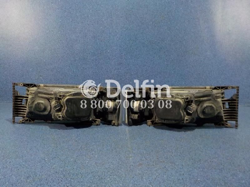 2241828 Комплект фар Scania H7
