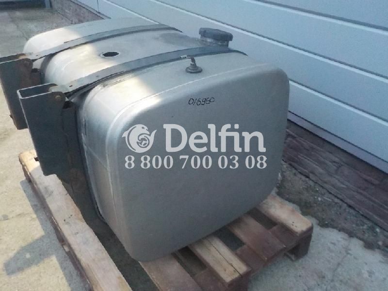нет номера Топливный бак 250l 920х560х600 Mercedes Benz