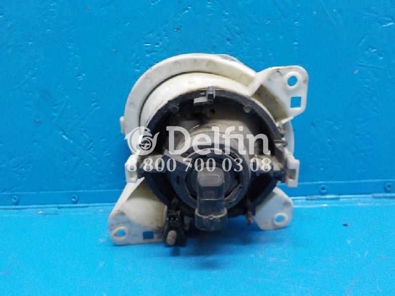 2080689 Противотуманная фара RH Scania (аналог)