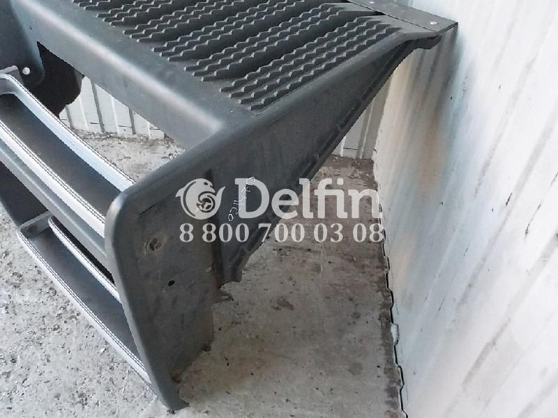 1482404 Крышка АКБ Scania