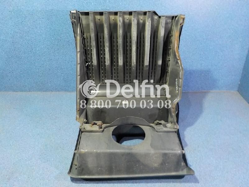 1362687 Крышка АКБ Scania (Уценка)