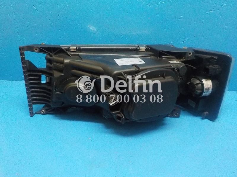 2000057 Фара правая Scania H7