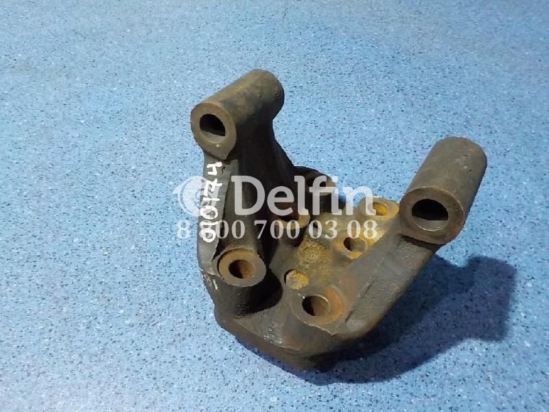 42043961 Кронштейн реактивной тяги Iveco