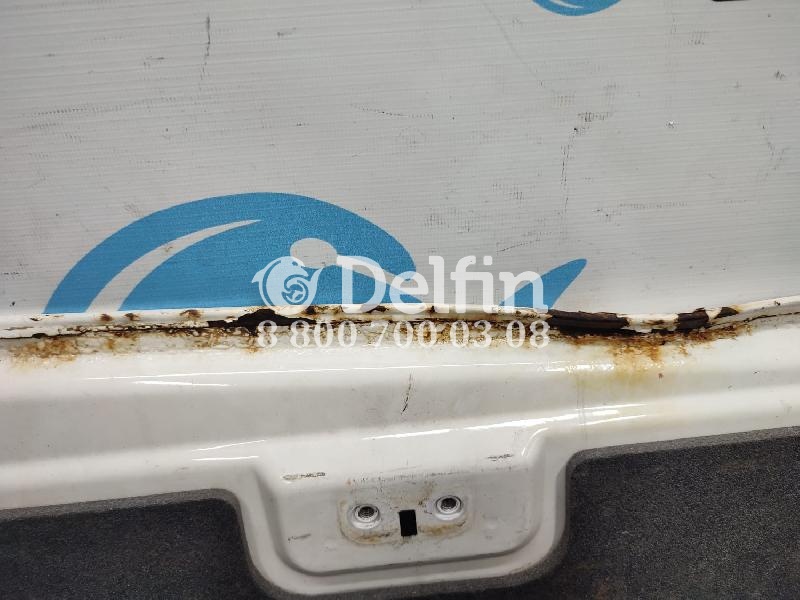 2711880 Крышка люка левая LH CR/CS Scania 6 серии (Цвет белый)(уценка)