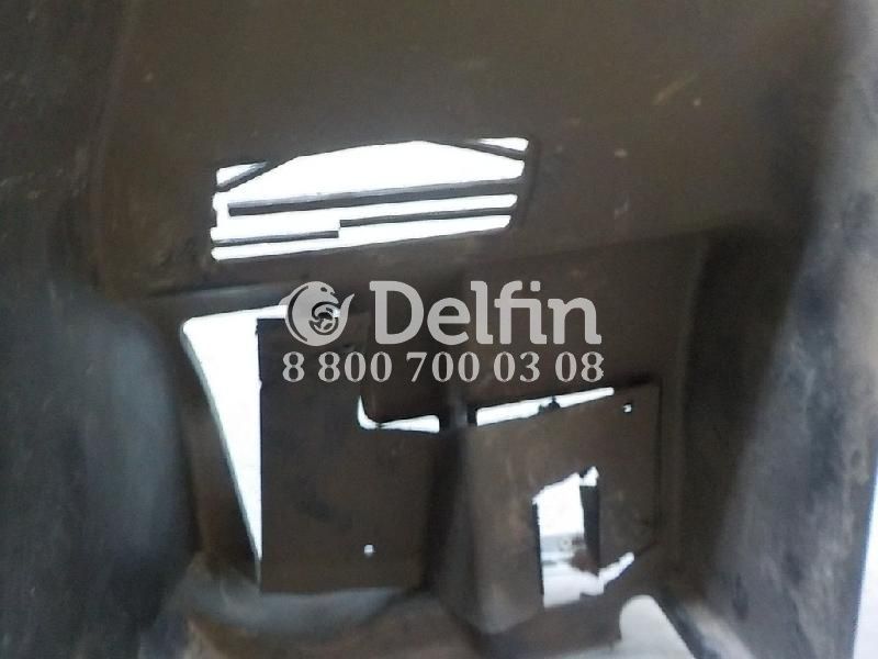 81614700035 Обшивка передней стенки MAN (Уценка)