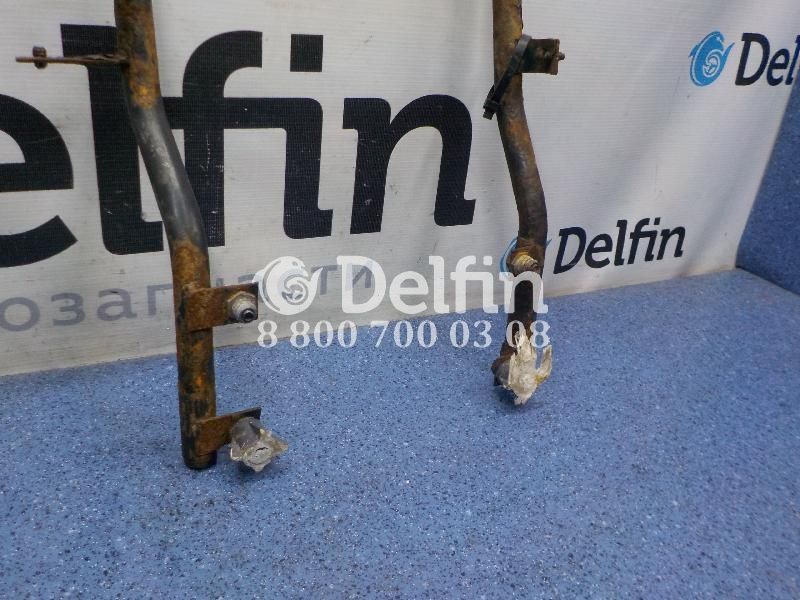 1723003 Кронштейн бокового спойлера правый RH Scania 6 серии