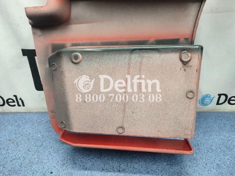 2559302 Корпус подножки правый Scania 6 серии (Цвет Красный)