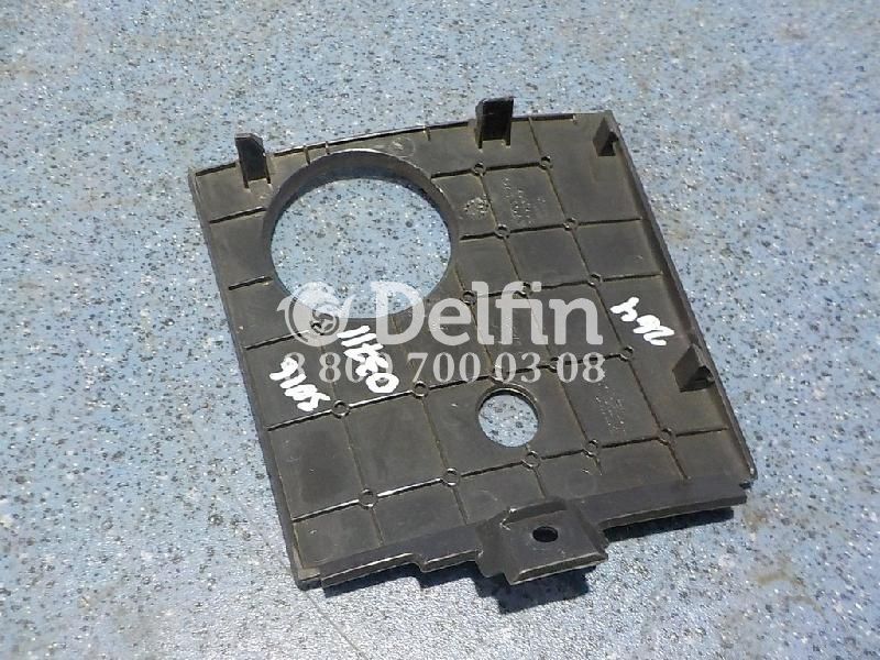 3175617 Крышка передней панели Volvo