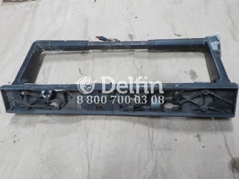 5001838471 Кронштейн крепления наружнего зеркала RH