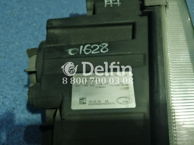 81251016522 Фара противотуманная правая MAN TGX / TGS