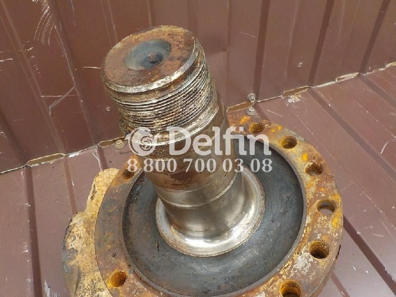 20543315 Поворотный кулак Volvo (Правый)