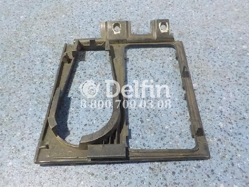 3175582 Крышка передней панели Volvo