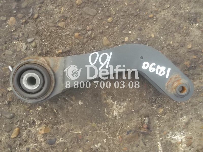 504008200 Кронштейн кабины Iveco