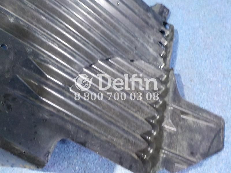 81612300213 Крыло внутри левое LH MAN (Уценка)