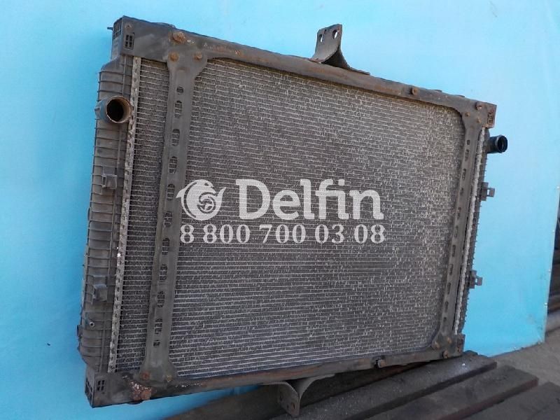 7421699253 Радиатор Renault