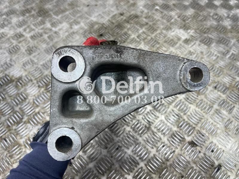 7421176290 Левый кронштейн двигателя (задний) Renault/Volvo