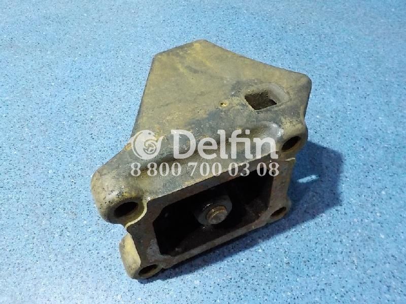 8160830 Кронштейн задней рессоры Iveco