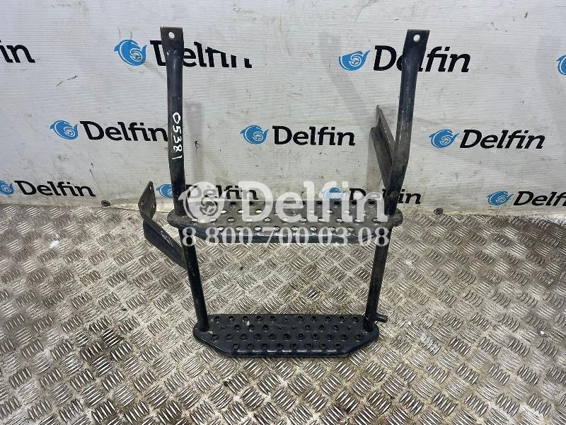 41025156 Подножка Iveco