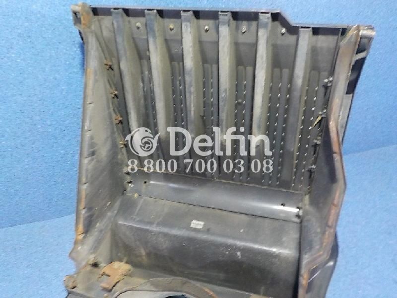 1785531 Крышка АКБ Scania