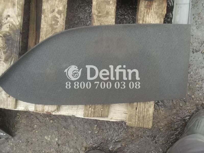 9437200270 Обшивка двери справа Mercedes Benz