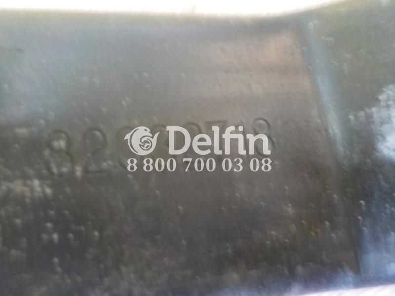 82332718 Кронштейн спойлера Volvo