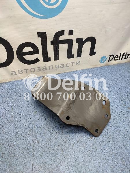 1381999 Кронштейм амортизатора переднего моста левый LH Scania