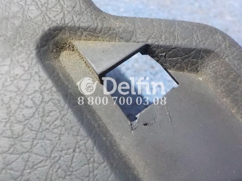 3175577 Кожух передней панели под бордачком Volvo (Уценка)