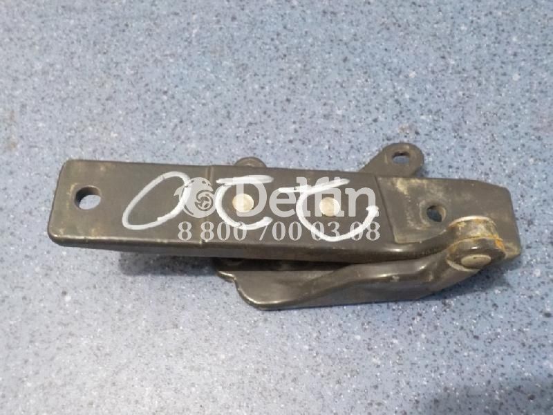 82192393 Кронштейн решетки LH Volvo