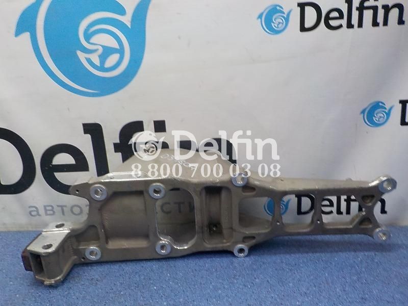 2899402 Кронштейн кабины левый LH Scania 6 серии