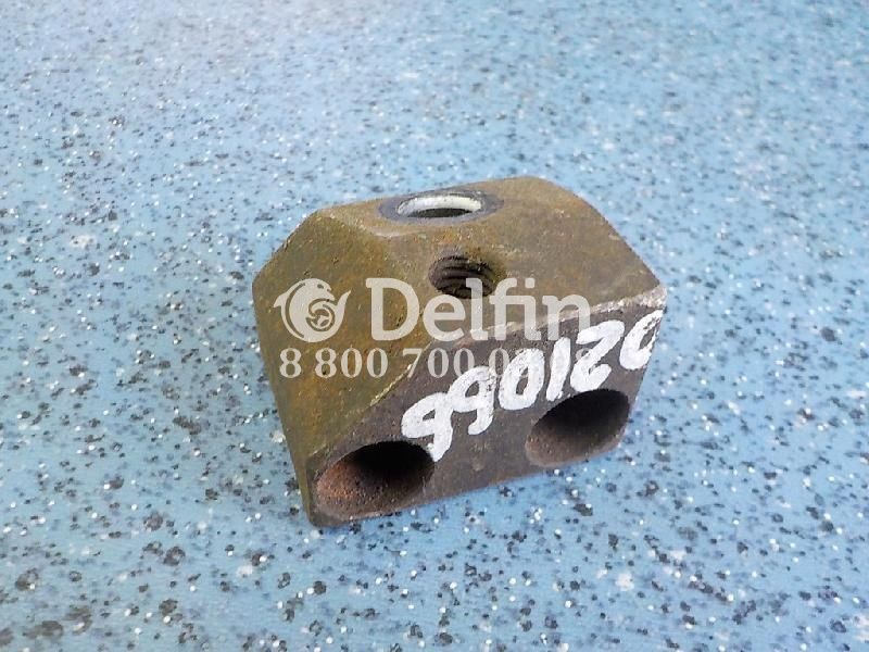 1606705 Крепление кулисы КПП DAF