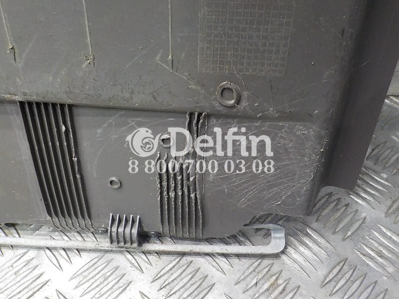 2227524 Панель правая RH CS Scania 6 серии (Уценка)