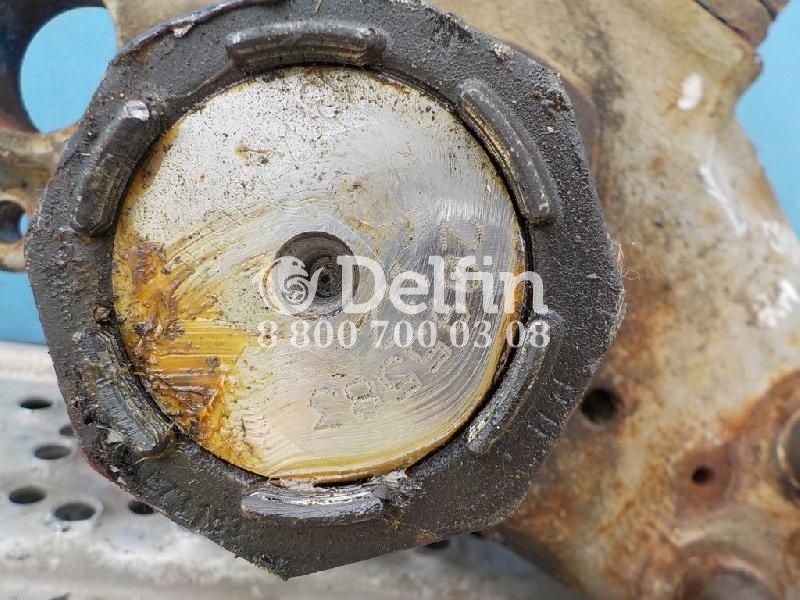 2097209 Поворотный кулак правый Scania Самосвал