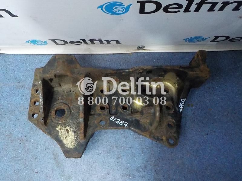 20428256 Кронштейн переднего бампера LH Volvo