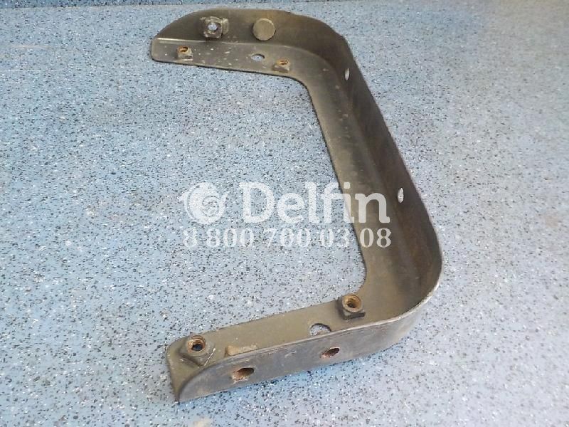 82648900 Кронштейн корпуса подножки правый RH Volvo