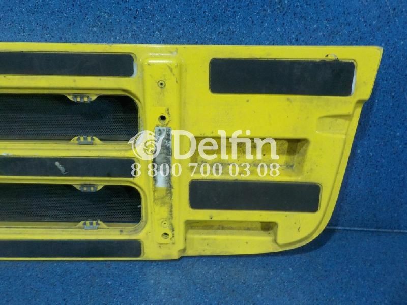 1875843 Облицовка радиатора (в сборе с сетками) Scania