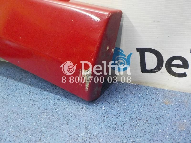 2304677 Панель отделки колесной арки Scania 6 серии (Цвет красный)