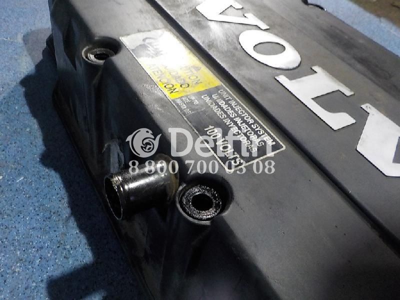 20549115 Крышка головки блока (клапанная) Volvo