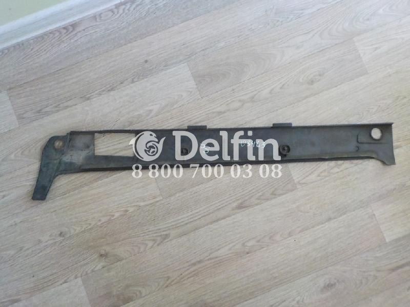 1406465 Накладка стойки двери левая Scania