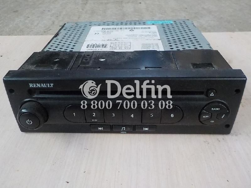 7421197245 Магнитола Renault