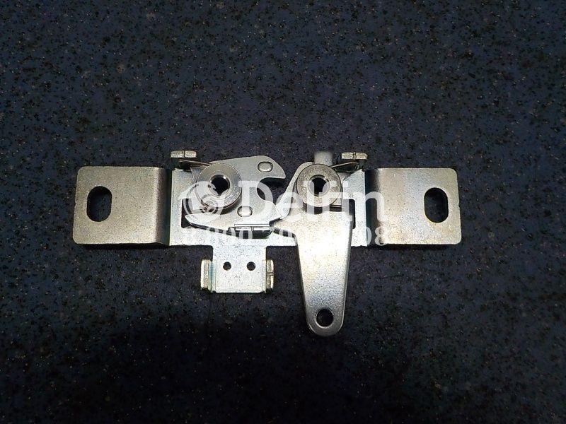 2827979 Замок люка (ящика для инструментов) Scania 6 серии (Н)