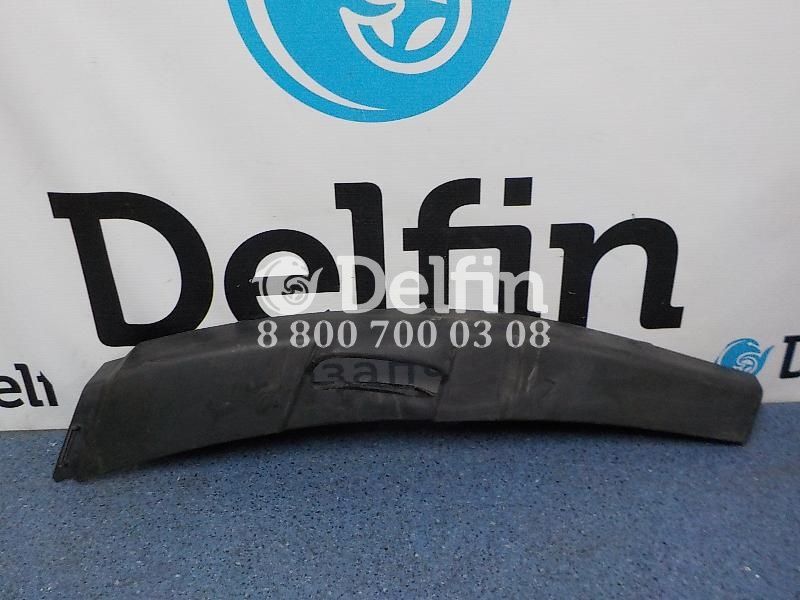 2448440 Накладка переднего крыла правая Scania 6 б/у