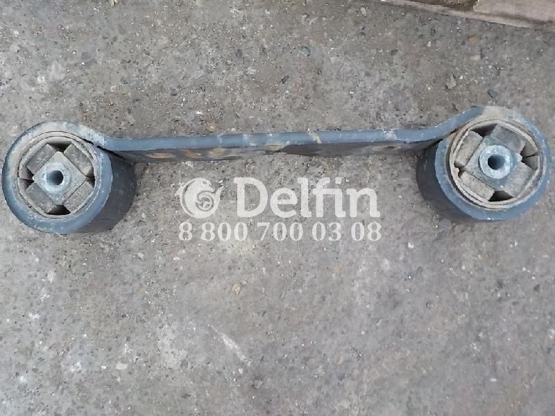 5801307713 Траверса КПП Iveco