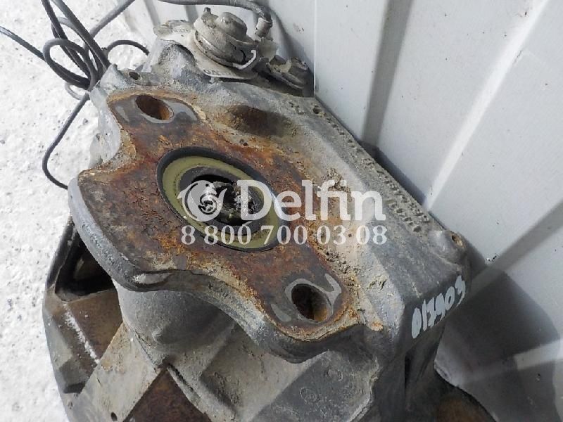 20526991 Суппорт тормозной левый Volvo