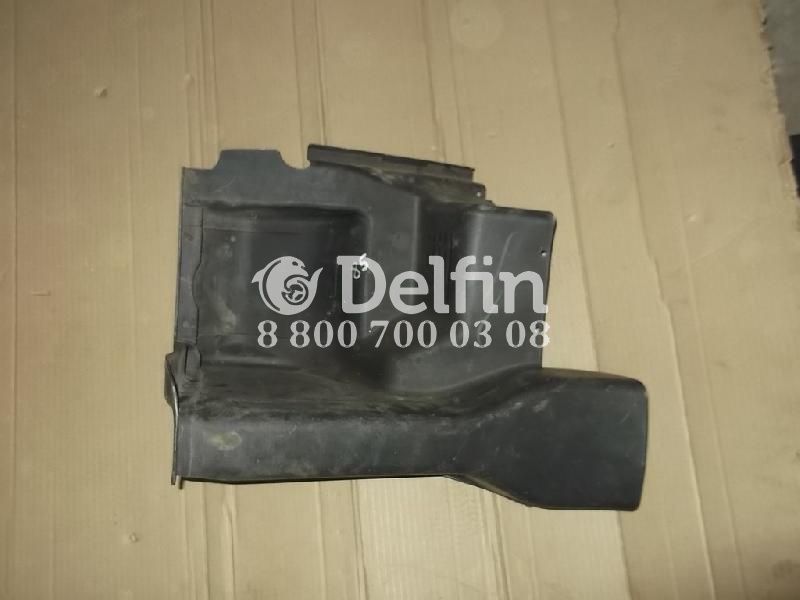 81614700027 Обшивка для передней стенки MAN