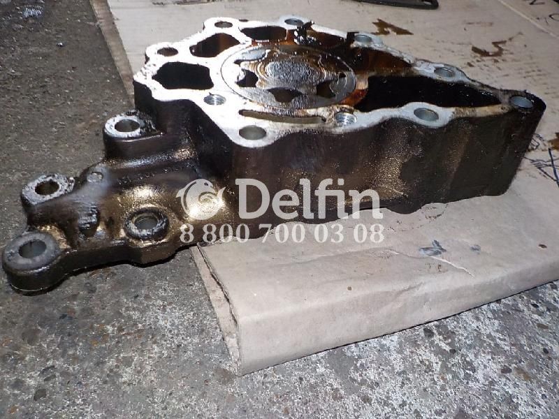 1310877 Насос масляный КПП DAF