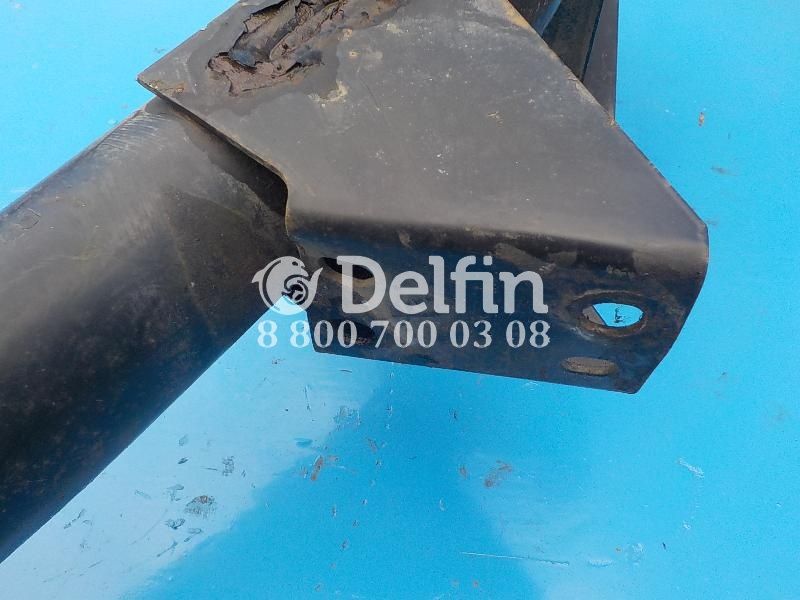 5010496740 Кронштейн подножки LH Renault