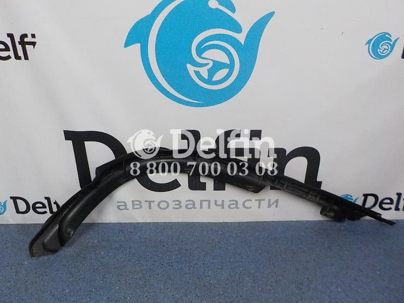 2392798 Накладка на угол капота левая Scania 6 б/у